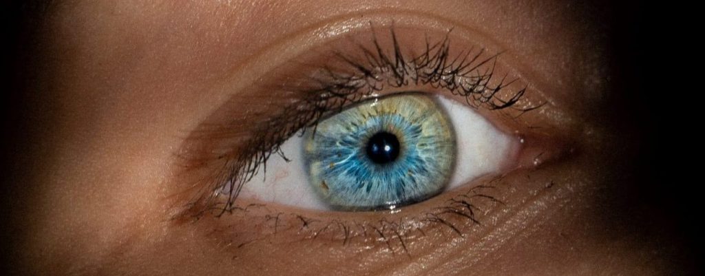 Le Bar à Voyance - L'œil, les yeux...